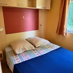 De La Mottelette Campsite 2*