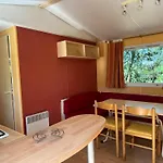 Campsite De La Mottelette 2*