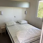 De La Mottelette Campsite 2*