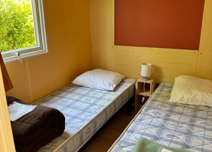 De La Mottelette Camping 2*