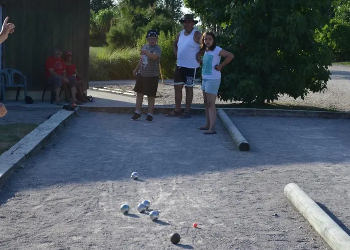 Camping De La Mottelette 2*